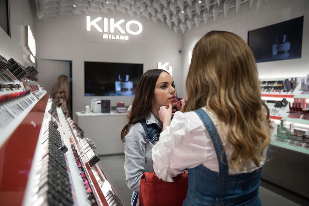 חני וינברגר וסול שוורץ בערב ההשקה. | הדס פרוש, פלאש 90