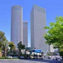 מגדלי עזריאלי. | שאטרסטוק