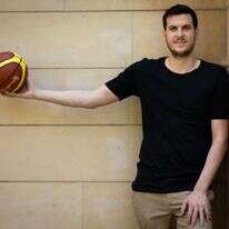 גיא פניני. | אריק סולטן