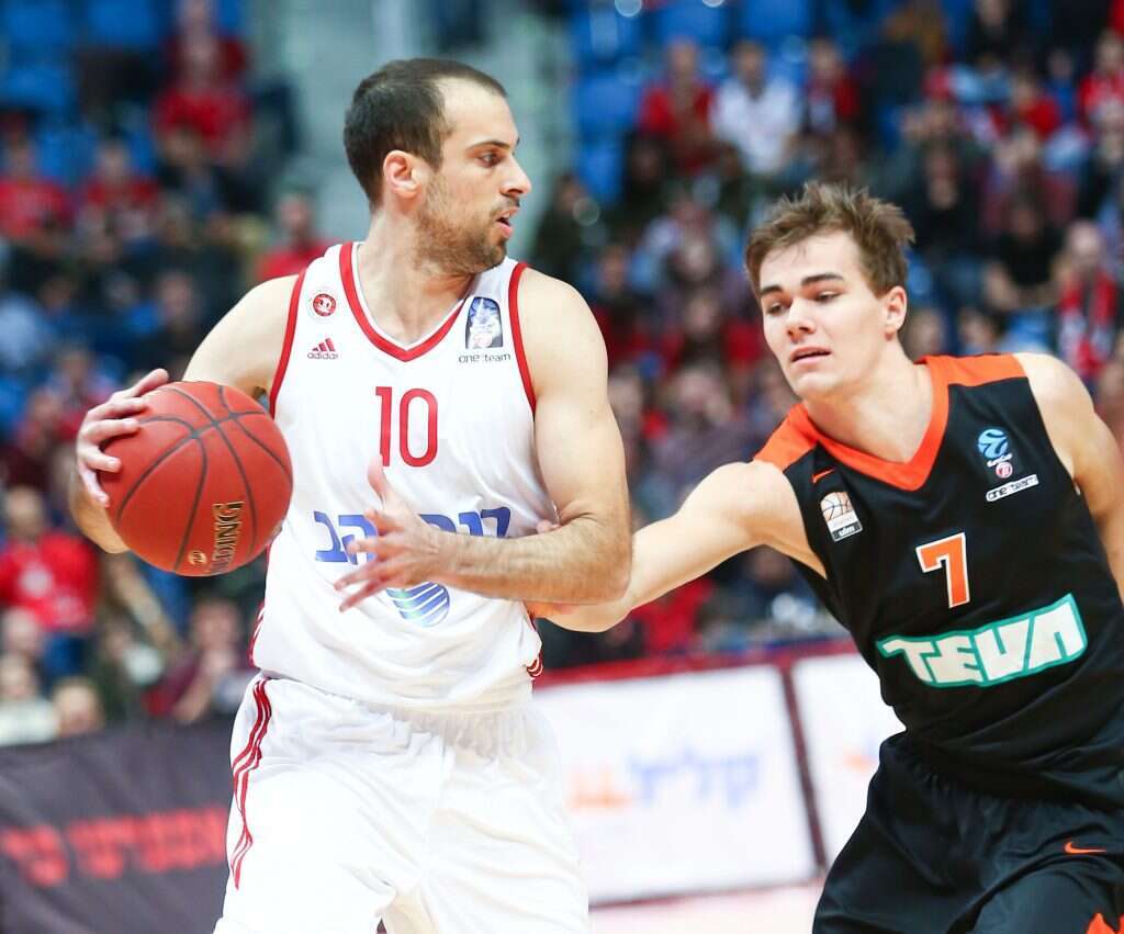 יותם הלפרין (משמאל). | דני מרון