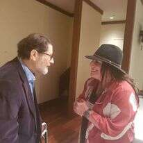 גם הנפילה היא שיעור במיסטיקה יהודית. זיוה ברכה גדרון והפסיכואנליטיקאי מייקל אייגן בכנס IPA בניו יורק. | אהבה בינה, ניו יורק