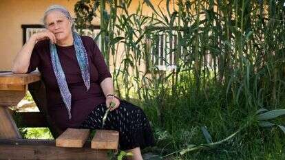 נעה מנדלבאום. | אריק סולטן