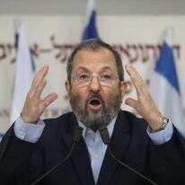 ברק מכריז על מפלגתו החדשה. | גדעון מרקוביץ ברק מכריז על מפלגתו החדשה. | גדעון מרקוביץ