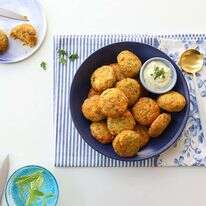 קציצות טונה שנחטפות מהצלחת. | אפרת ליכטנשטט