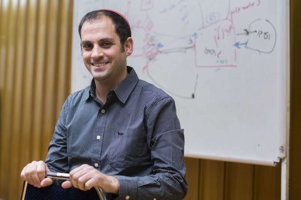 יכין זיק. | יונתן זינדל, פלאש 90