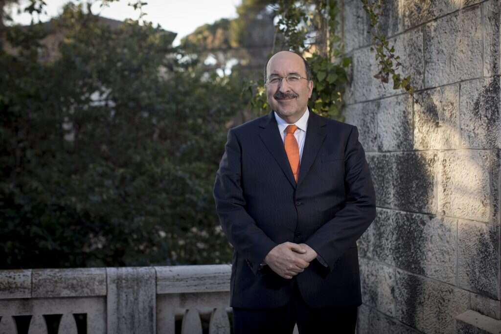 "כל מבנה לא חוקי שהאיחוד האירופי מימן - פלסטינים יתקפו מתוכו ישראלים". מנכ"ל משרד החוץ לשעבר דורי גולד. | יונתן זינדל, פלאש 90 "כל מבנה לא חוקי שהאיחוד האירופי מימן - פלסטינים יתקפו מתוכו ישראלים". מנכ"ל משרד החוץ לשעבר דורי גולד. | יונתן זינדל, פלאש 90