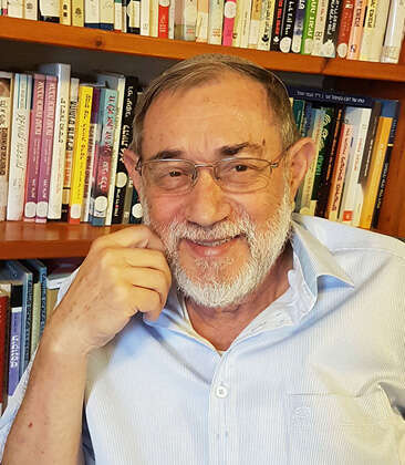 "הוא שלח לה: הייתי רוצה תמונה שלך אצלי". המטפל אברהם כץ