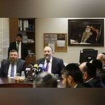 יו"ר ש"ס אריה דרעי וח"כ יואב בן צור. | דודי ועקנין