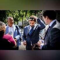 הפגנת תמיכה בזכותם של יהודים לחבוש כיפה בהולנד. | EPA