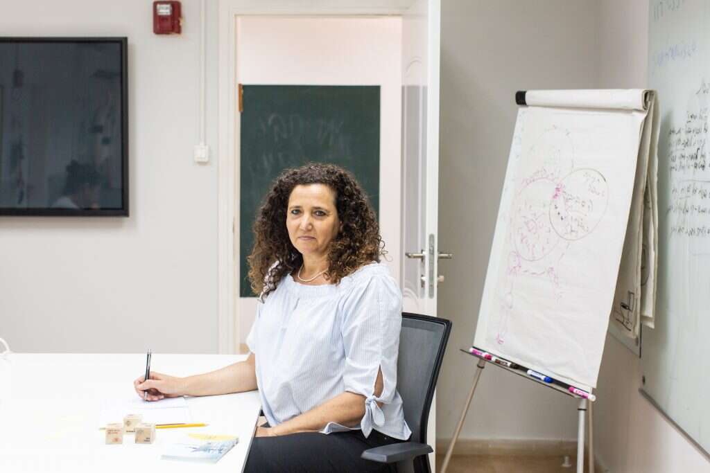 ד"ר בת חן וינהבר. | אריק סולטן