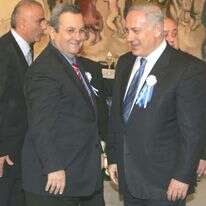 בנימין נתניהו ואהוד ברק בהשבעה לכנסת ה18, 2009. | מרים צחי