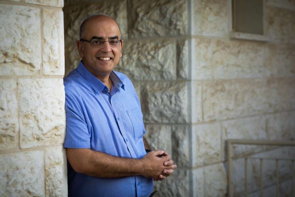 "הניסיון שאתה צובר כמעט בלתי ניתן להשוואה למה שמתרחש באזרחות". ששון חדד. | אריק סולטן