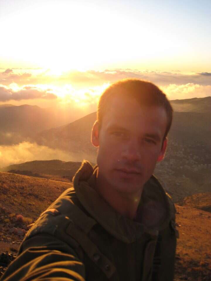 רס"ן בניה שראל ז"ל. | רפרודוקציה: ראובן קסטרו