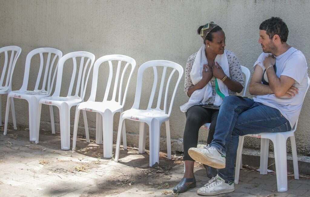 אורה טקה. | יוסי אלוני