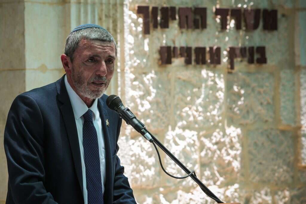 הרב רפי פרץ. | אורן בן חקון הרב רפי פרץ. | אורן בן חקון