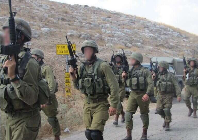 לוחמי סיירת מטכ"ל באימון. | דו"צ