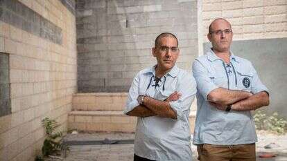 יאיר שחל (מימין) ורועי אביקסיס. | יונתן זינדל, פלאש 90