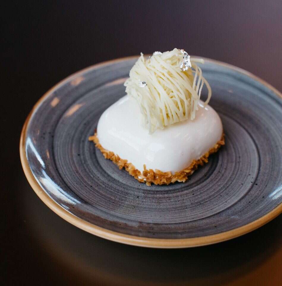 "הילטון", תל אביב. | אבישג שאר-ישוב