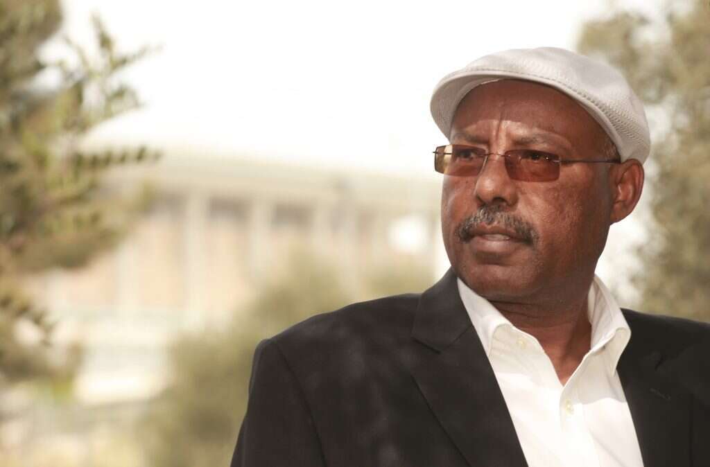 "מעלים אותם טיפין טיפין, וככה נוצר הרושם שלגלגל הזה אין סוף". ח"כ לשעבר אברהם נגוסה. | מרים צחי "מעלים אותם טיפין טיפין, וככה נוצר הרושם שלגלגל הזה אין סוף". ח"כ לשעבר אברהם נגוסה. | מרים צחי