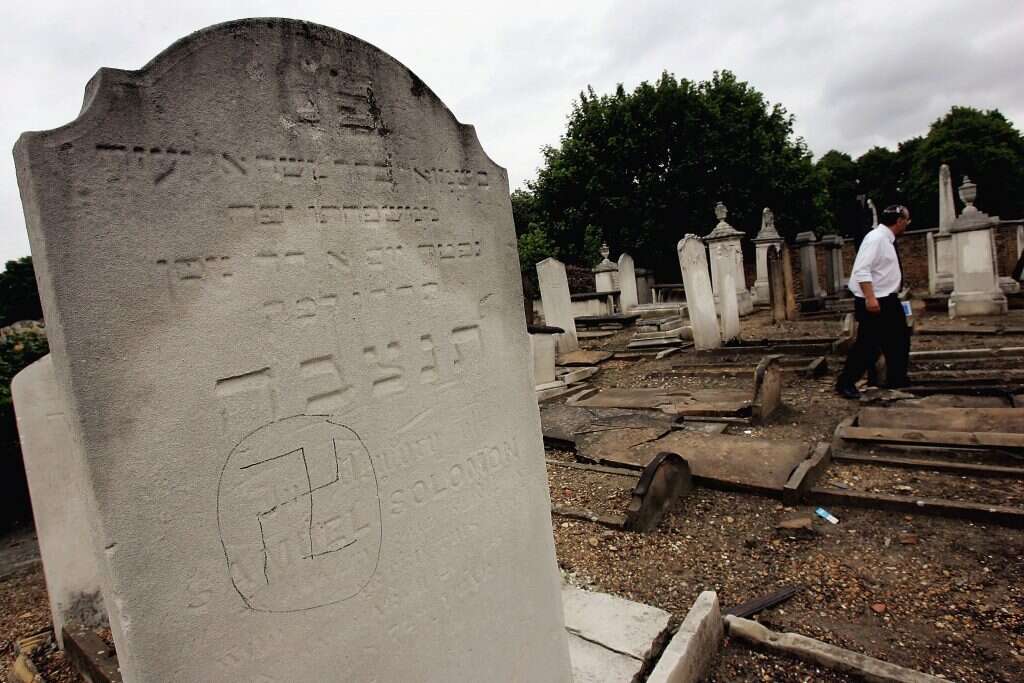 בית קברות יהודי בלונדון, שחולל. | גטי אימג'ס