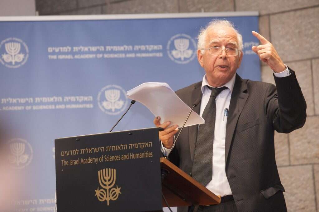 יום בלי מחקר הוא יום נטול חיים. פרופ' משה בר־אשר בכנס שהתקיים לרגל יום הולדתו ה־80. | מיכל פתאל