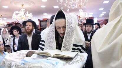 האדמו"ר ממבקשי השם. | שוקי לרר - בחדרי חרדים האדמו"ר ממבקשי השם. | שוקי לרר - בחדרי חרדים