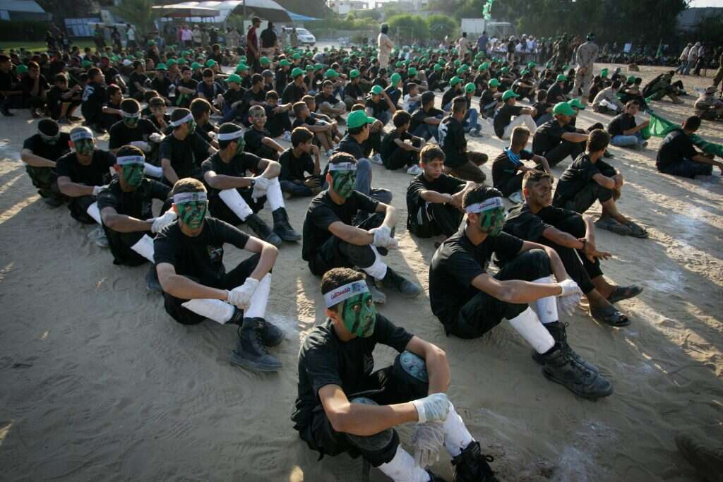 צעירים פלסטינים במחנה קיץ של חמאס. | Abed Rahim Khatib, פלאש 90