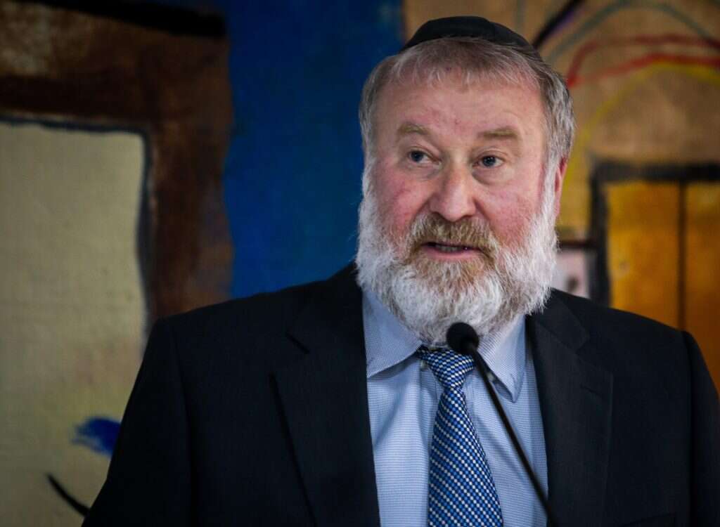 אביחי מנדלבליט. | אורן בן חקון