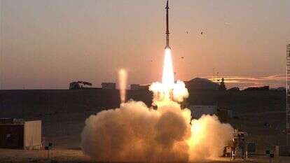 ניסוי במערכת היירוט 'קלע דוד'. | מנהלת חומה