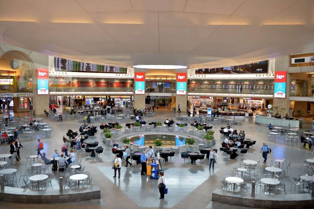 מתחם הדיוטי פרי בנתב"ג. | יוסי זליגר