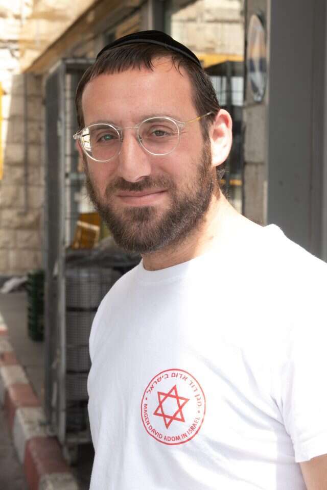 שלומי הכניצר. | יוסי אלוני