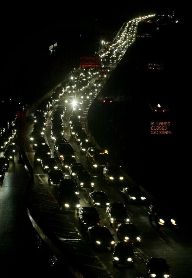 כשל במערכות שנבנו במהלך 150 שנה. הפסקת חשמל בארה"ב, 2003. | רויטרס