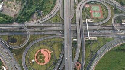 רשת כבישים. | שאטרסטוק