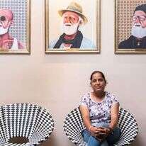 סומאן גוואני, אברהם הוסטל. | אביטל הירש