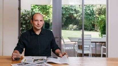 נפתלי בנט בביתו, השבוע. | אבישג שאר-ישוב