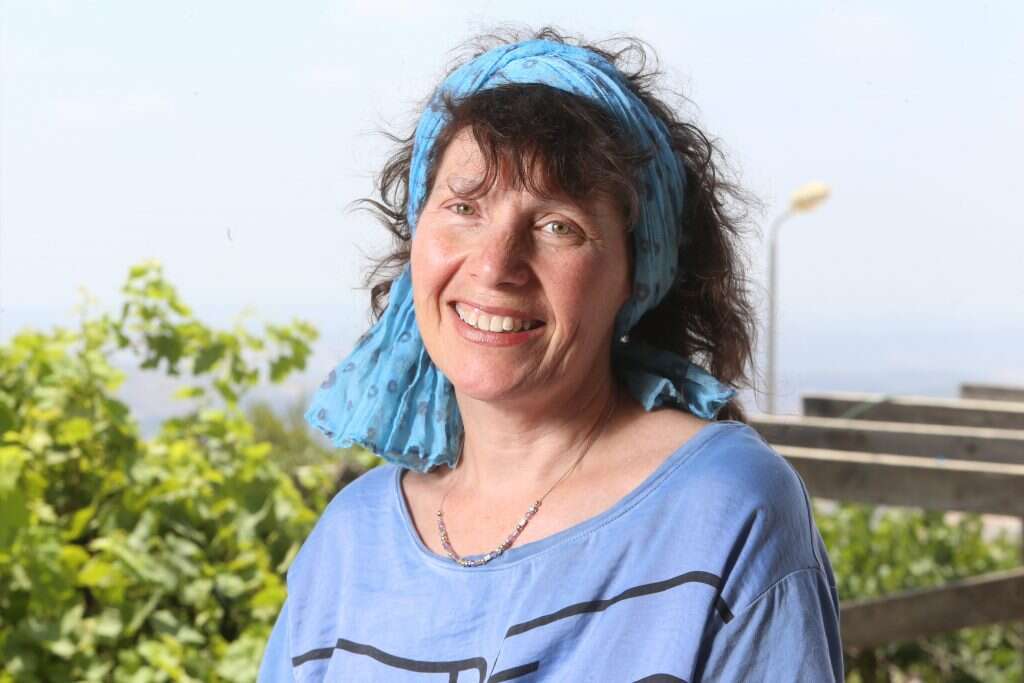 שירלי אפשטיין. | מרים צחי