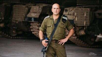 "פועלים על תמרון של הכרעה". אל"מ גל שוחמי. | אבישג שאר־ישוב