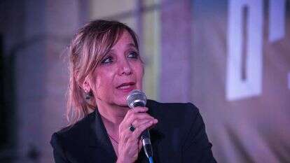 אמי פלמור. | אורן בן חקון