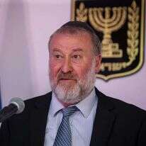אביחי מנדלבליט. | אורן בן חקון