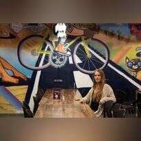 ונסה פרוטזשה מגרמניה. | אביטל הירש