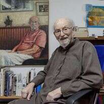 רועה צאן וחקלאי, משורר וצלם. טוביה ריבנר בביתו, 2018. | גיל אליהו, ג'יני