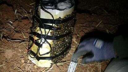 מטען חבלה מוכן להפעלה שיועד לפיגוע ונתפס, ארכיון. | תקשורת שב״כ