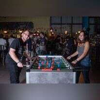 האחים אמילי ואייזיק אזואלוס. | אביטל הירש