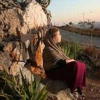 שירה תמה ניזרי. | מרים צחי