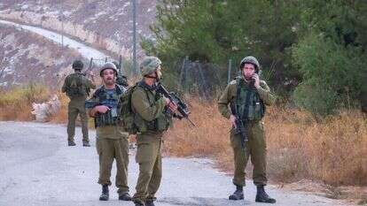 חיילי צה"ל סורקים אחר מחבלים. אילוסטרציה. | גרשון אלינסון פלאש90