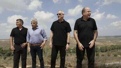 ראשי כחול-לבן: בוגי יעלון, בני גנץ, יאיר לפיד וגבי אשכנזי, השבוע. | יהודה פרץ ראשי כחול-לבן: בוגי יעלון, בני גנץ, יאיר לפיד וגבי אשכנזי, השבוע. | יהודה פרץ