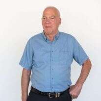 אורי אריאל. | אבישג שאר-ישוב