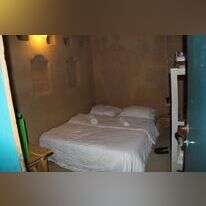 מֵעֵבֶר, מצפה רמון