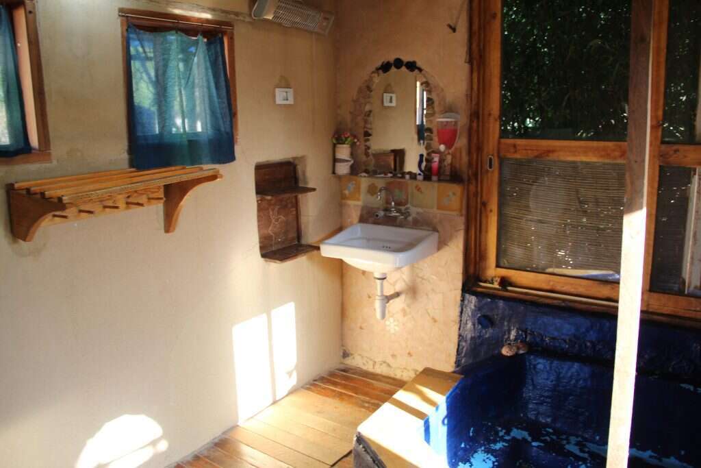 מֵעֵבֶר, מצפה רמון