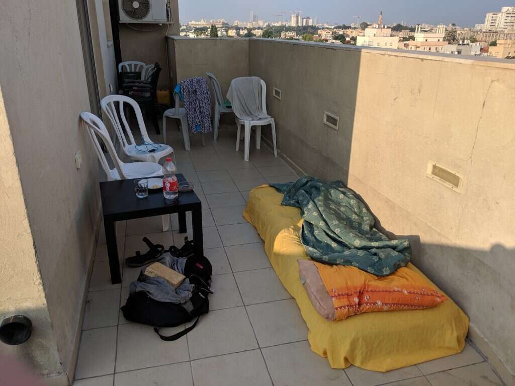 על גג בניין בתל אביב